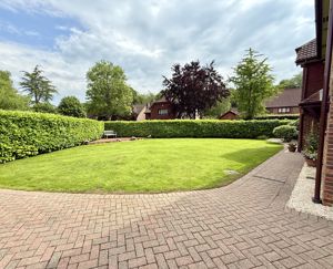 Photo 23- click for photo gallery